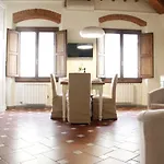 Art Apartment Dell\'Albero